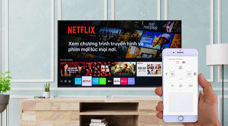 Smart Tivi Led Samsung 4K 43 inch UA43AU9000 - Sử dụng điện thoại để điều khiển tivi bằng ứng dụng SmartThings